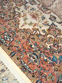 فرش ماشینی رادین اصفهان طرح علیا تبریز رنگ زمینه صدفی