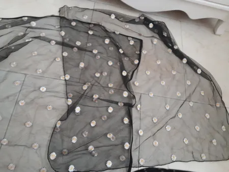 روسری زنانه مدل مینی اسکارف بابونه