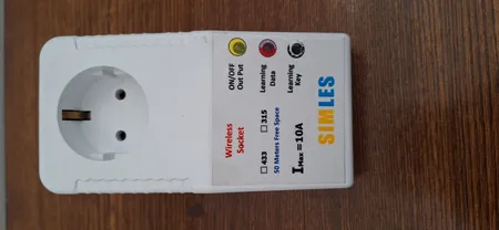 پریز برق ارت دار سیملس مدل PN1480