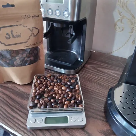 دانه قهوه ایرانی محصولات شاد - 100 گرم