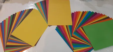 مقوا رنگی مدل 56 سایز 24×34 بسته 10 عددی