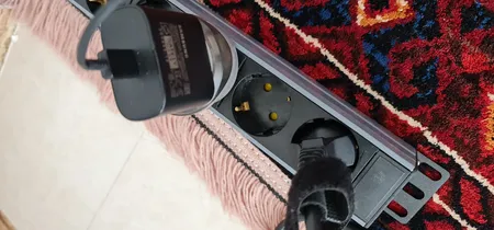 محافظ ولتاژ پارت الکتریک مدل PE5143