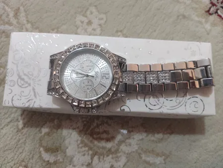 ساعت مچی عقربه ای ویفان مدل فول نگین کد n11