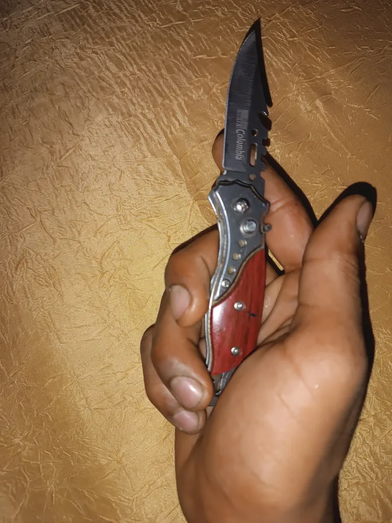 چاقو سفری مدل Cm.mahimini