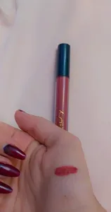 تجریه خرید رژ لب مایع این لی مدل Lady Alert شماره M322