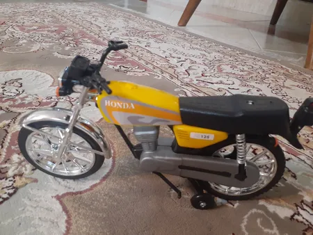 موتور بازی مدل HONDA CG 125