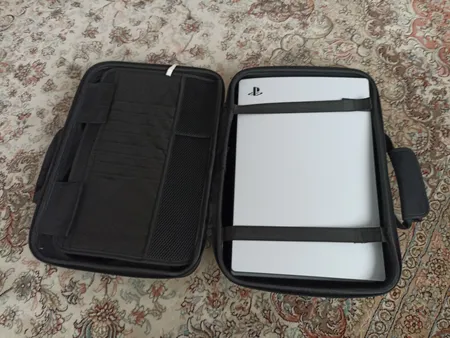 کیف حمل کنسول پلی استیشن 5 مدل DeadSkull