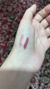 تجریه خرید رژلب مدادی لچیک شماره 01