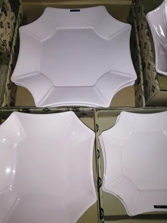 سرویس غذاخوری 14 پارچه کائولین مدل کارن