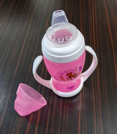 لیوان کودک وی کر کد C707 حجم 300 میلی لیتر