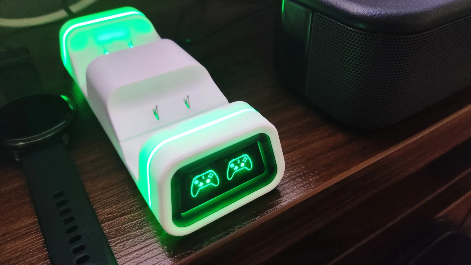 پایه شارژر دسته بازی ایکس باکس دابی مدل TYX-19006X مناسب برای Xbox Series X/S & One