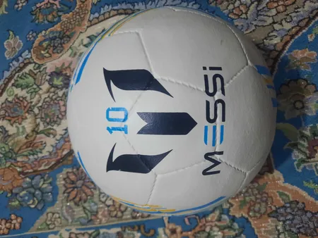 توپ فوتبال مدل لاستیکی  Messi Argentina2022