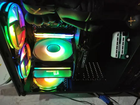 سیستم خنک کننده بادی گرین مدل NOTUS 400-ARGB