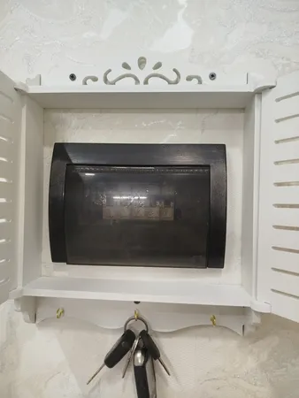 شلف دیواری مدل پوشاننده جعبه فیوز خطی