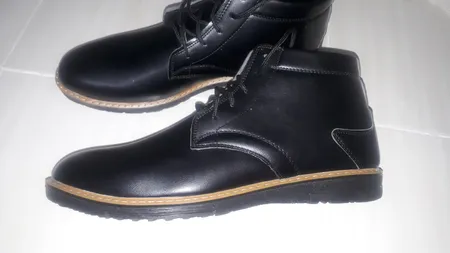 نیم بوت مردانه مدل k.baz.135