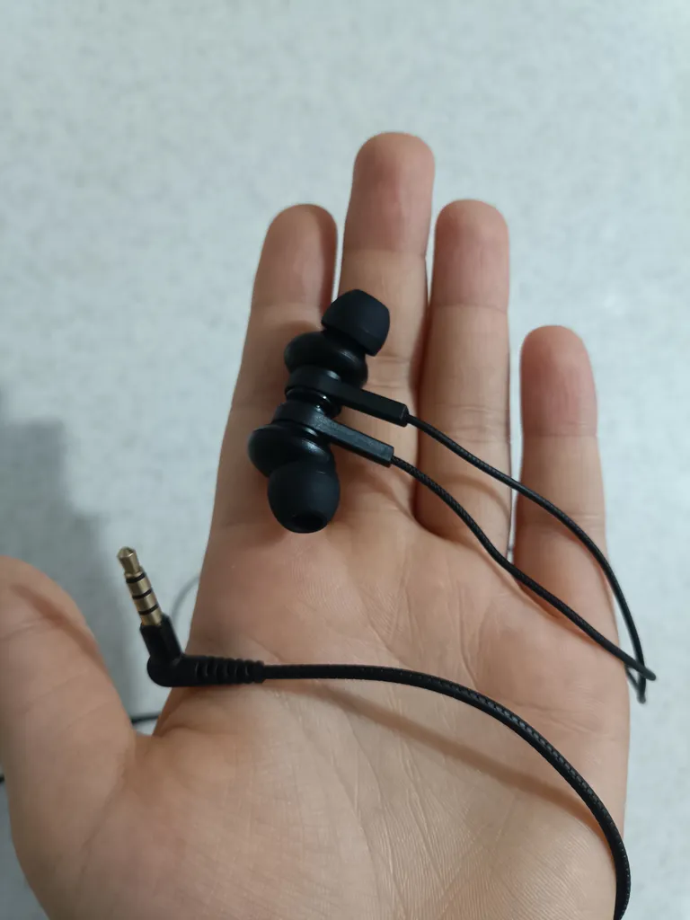 هندزفری کی تی مدل کیخسرو