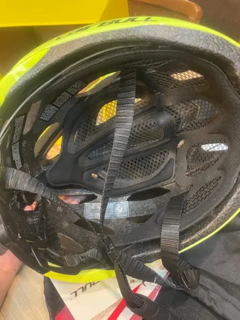 کلاه ایمنی دوچرخه مدل cairbull کد CB 01