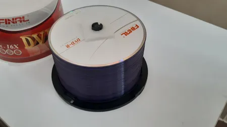 دی وی دی خام فینال مدل DVD-R بسته 50 عددی