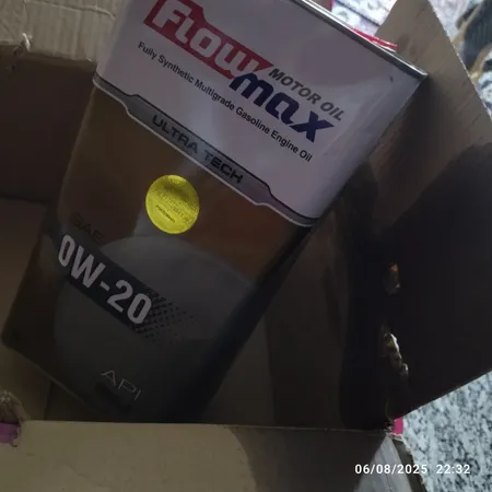 روغن موتور فلومکس مدل اولترا تک 0w20 حجم 5 لیتر