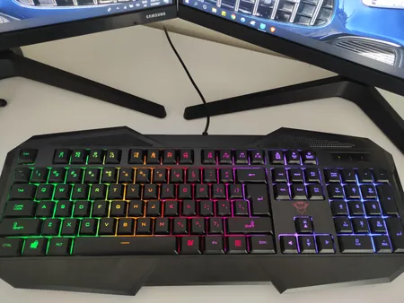 کیبورد مخصوص بازی تراست مدل GXT 830-RW Avonn