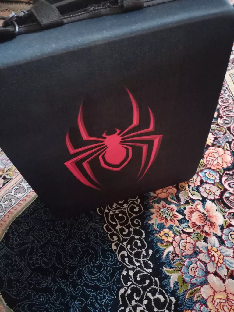 کیف حمل کنسول بازی پلی استیشن 4 مدل Spiderman Logo