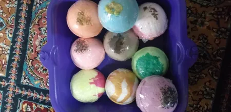 کوکتل نمک حمام اور مدل Mix Pedicure وزن 900 گرم بسته 9 عددی