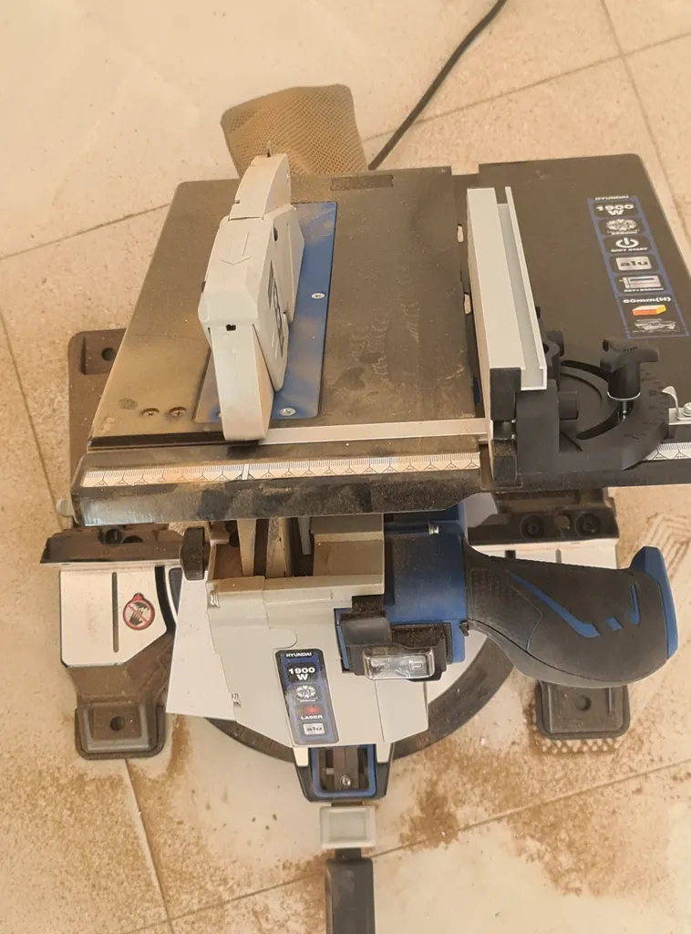 اره فارسی بر هیوندای مدل HP2027