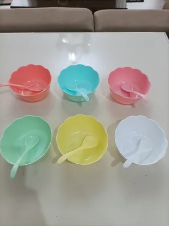 پیاله مدل رنگارنگ  بسته 6 عددی به همراه قاشق