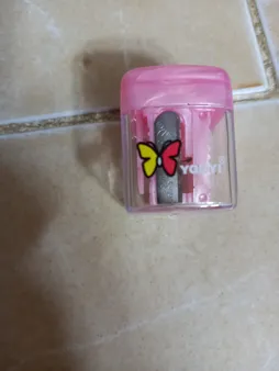 مداد تراش آرایشی یویی مدل PSH01