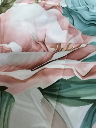 روسری زنانه مدل ابریشم لاکچری طرح بهار کد 5060