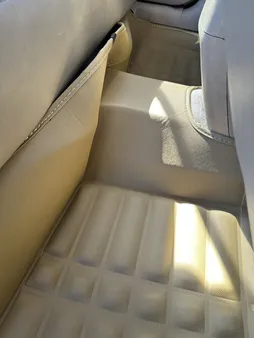 کفپوش سه بعدی خودرو مدل AM مناسب برای ام وی ام 550