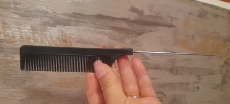 شانه مو مدل دم باریک فلزی