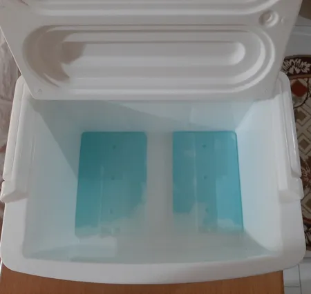 یخدان سفری کیش ترموس مدل 002 گنجایش 11 لیتر