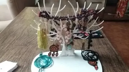 استند جواهرات طرح شاخ گوزن کد PS-03