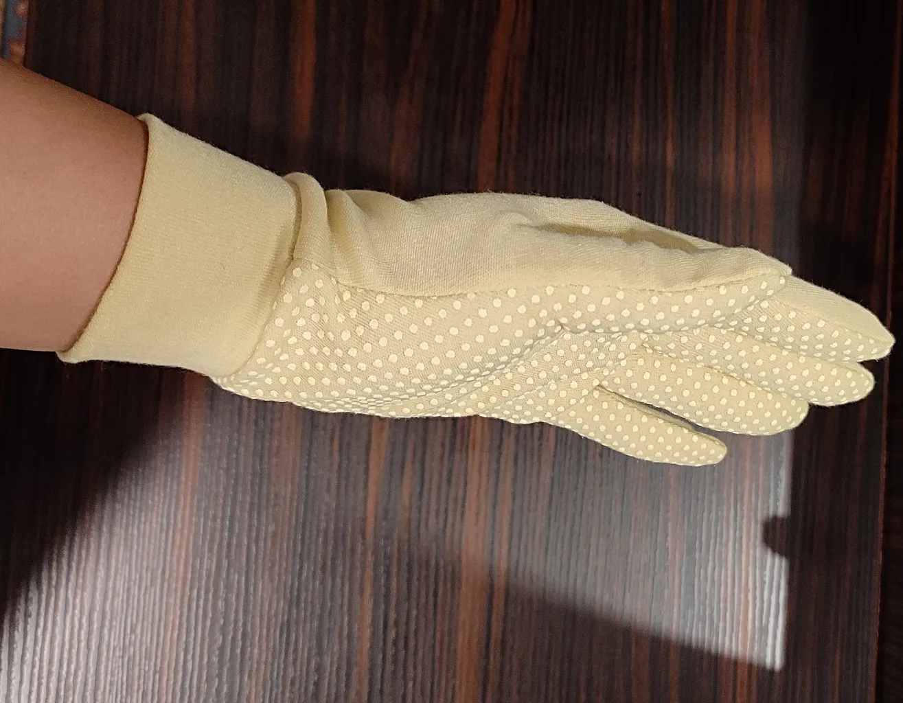 دستکش زنانه سیلکا مدل رانندگی