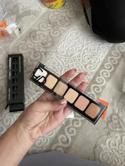 پالت کانسیلر گلدن رز مدل B1151 شماره 01