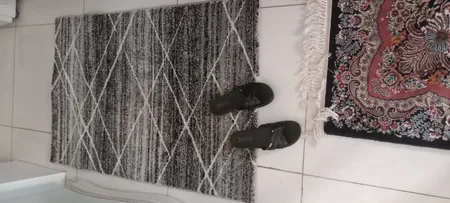 فرش ماشینی ساوین کد 4083 زمینه مشکی