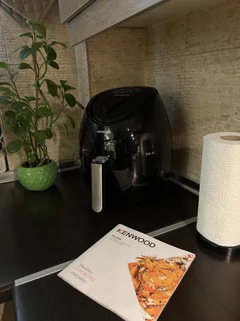 سرخ کن بدون روغن کنوود مدل HFP30