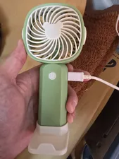 تجریه خرید پنکه شارژی مدل KLW-F8 ظرفیت 800 میلی آمپر ساعت