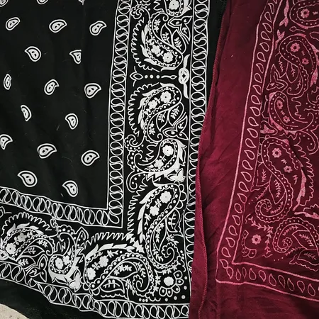 دستمال سر و گردن مدل باندانا