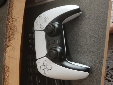 دسته بازی پلی استیشن 4 مدل T28