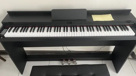 پیانو دیجیتال مدل sq-88011