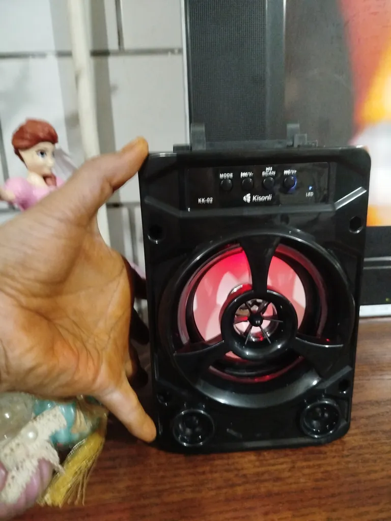 اسپیکر بلوتوثی قابل حمل کیسونلی مدل KK-02