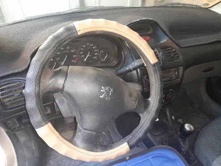 روکش فرمان مدل D16