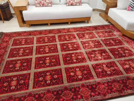 فرش ماشینی عرش طرح بیژن زمینه قرمز