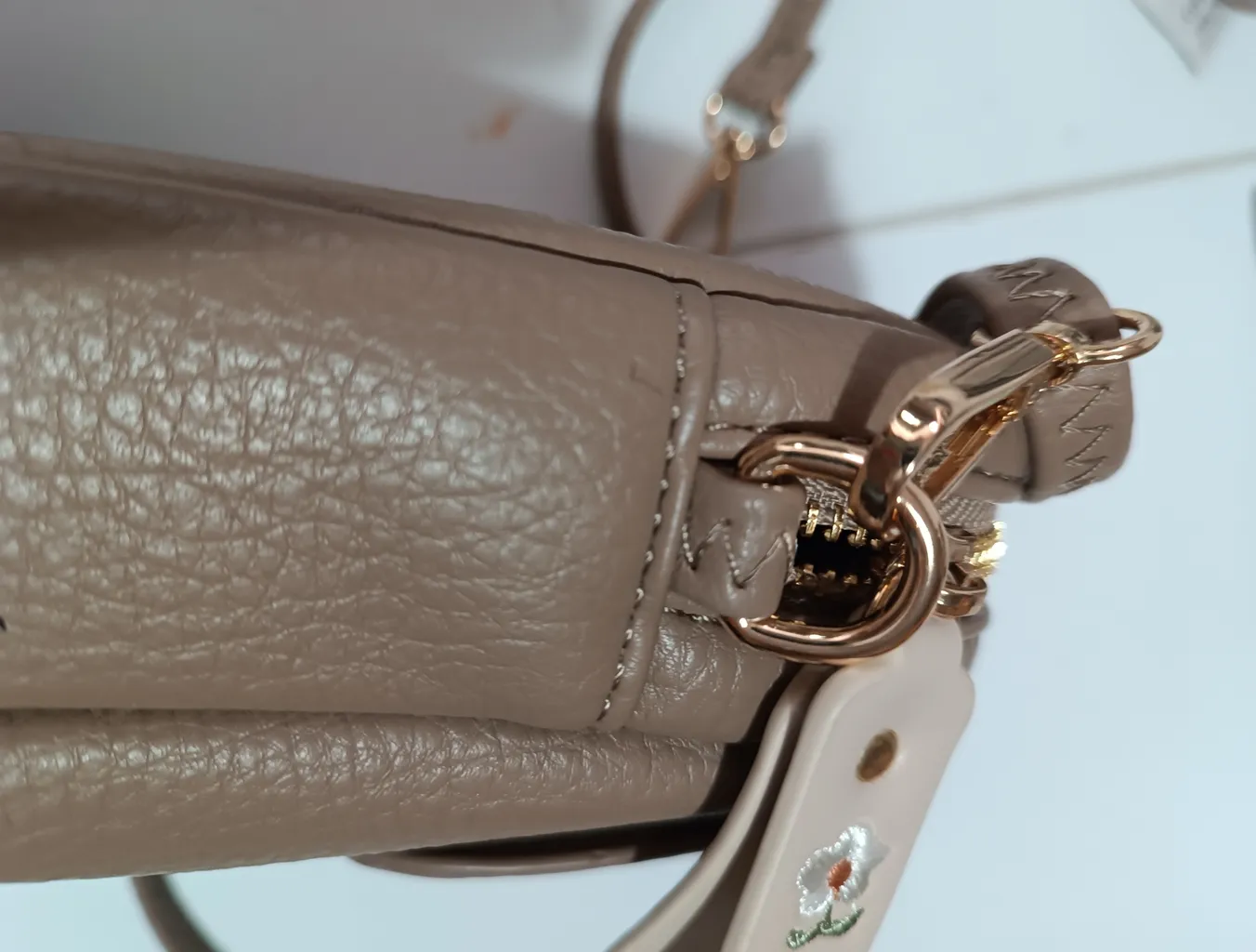 کیف رودوشی زنانه پرتیزس مدل 206 کد 2010043