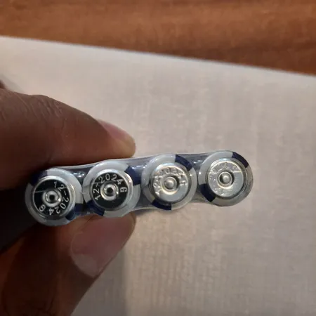 باتری نیم قلمی کملیون مدل Super Heavy Duty بسته 20 عددی