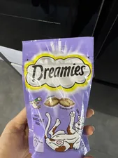 تجریه خرید غذای تشویقی گربه دریمز مدل Snack With Duck وزن 60گرم