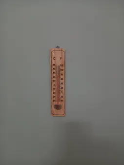 دماسنج محیط مدل چوبی