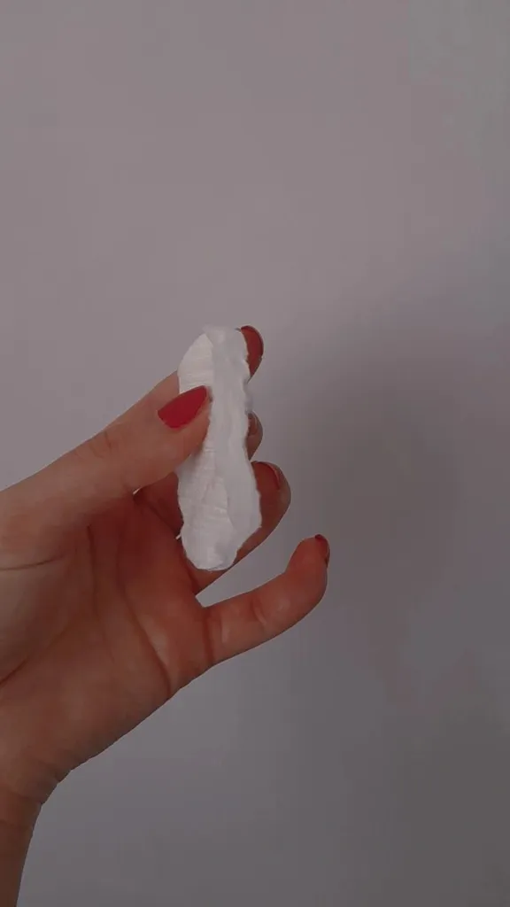 پد پاک‌کننده آرایش صورت بنلا مدل 001 بسته 70 عددی